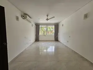 Apartment Building For Rent In 5th Lane, Colombo 03 - 3962U
