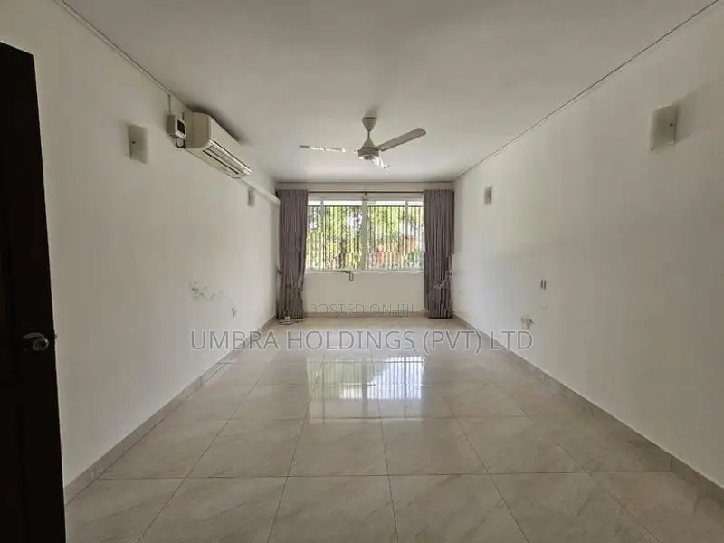 Apartment Building For Rent In 5th Lane, Colombo 03 - 3962U