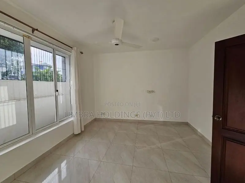 Apartment Building For Rent In 5th Lane, Colombo 03 - 3962U