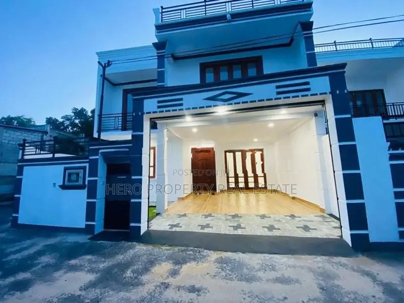 HAS205 - Luxury Elegant House for Sale in Piliyandala