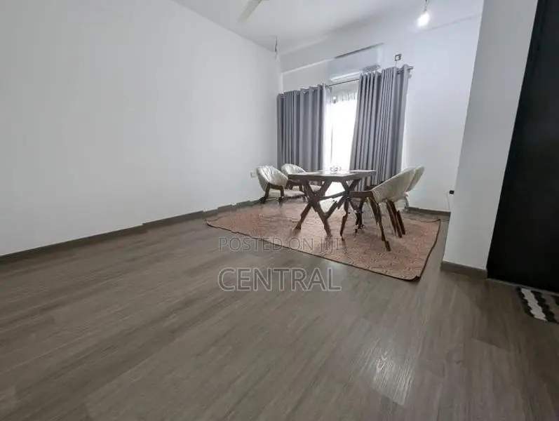 Furnished Apartment for Rent in Canterbury Lexus Golf (C7-10254)
