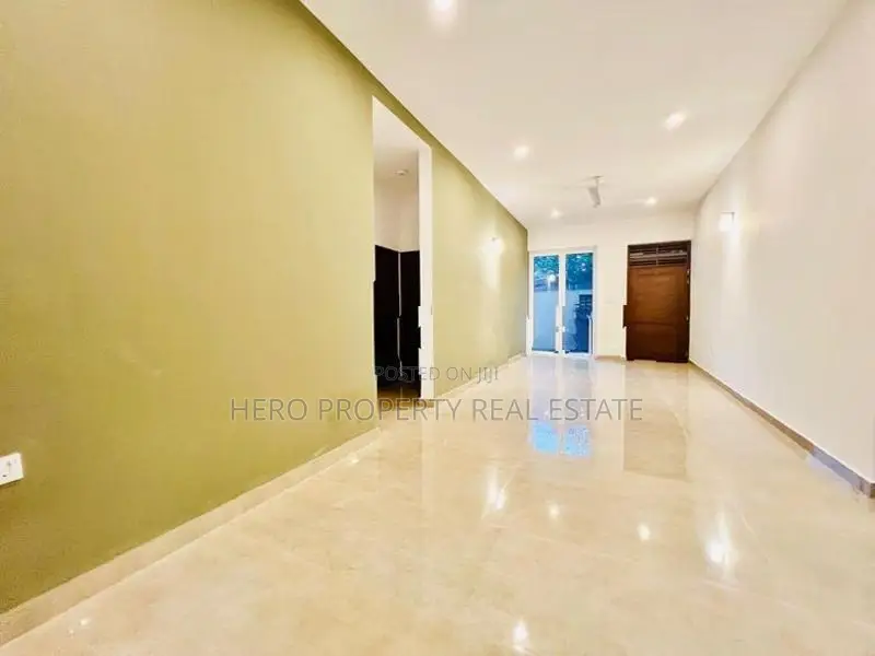 Luxury House for Rent in Athurugiriya