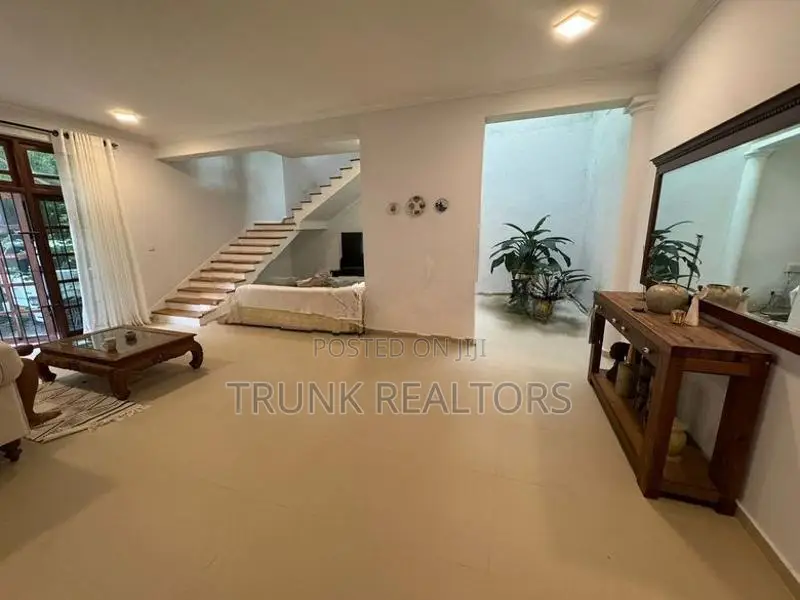 Nugegoda 05BR House For Rent (NK11410)