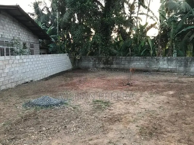 7 Perch Land for Sale Near Kottawa