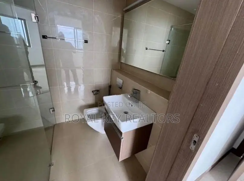 Colombo 15 02 Bedroom Unfurnished Apartment for Sale