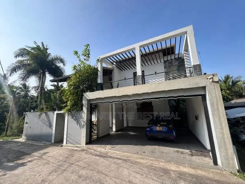 KAHATHUDUWA : 4-AC-BR (17.5P) LUXURY HOUSE FOR SALE