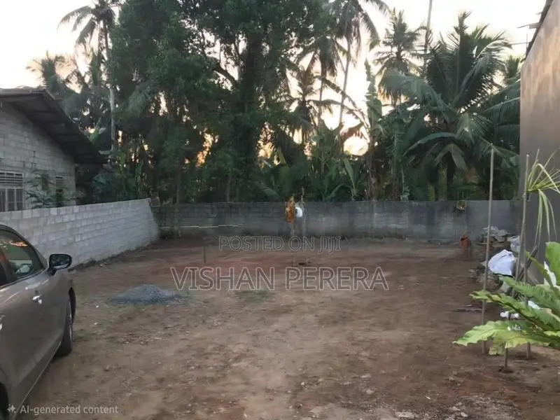 7 Perch Land for Sale Near Kottawa