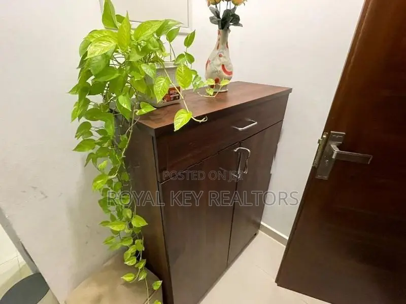 Colombo 10 02 Bedroom Furnished Apartment for Rent