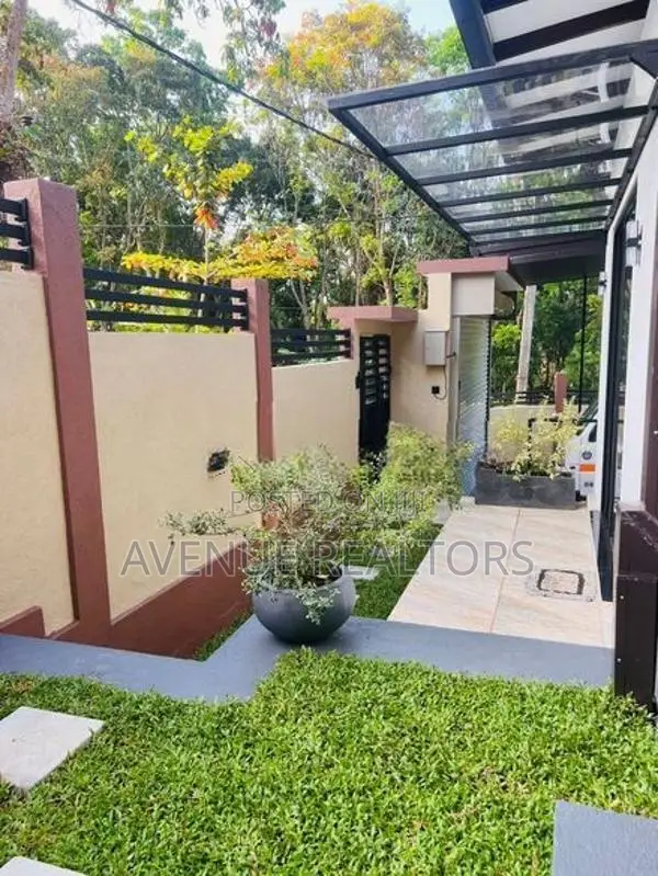 Brand New 3BR House for Sale in Kesbewa (HS4731)