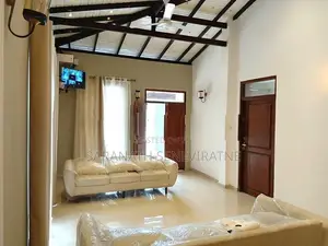 Luxury House With Pool - Semi Furnished Electronics SOLAR Ja-Ela