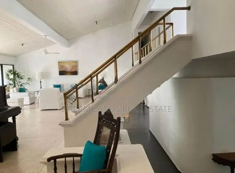 3BED HOUSE FOR RENT IN COLOMBO 05 WITH FURNITURE (SP1248)
