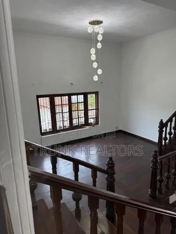 Wattala 07BR House For Rent (NK11414)