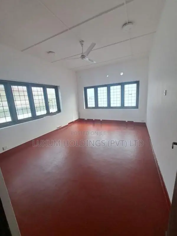 10+ parkings House For Rent Facing 5th Lane Colombo 03 [ 641C ]