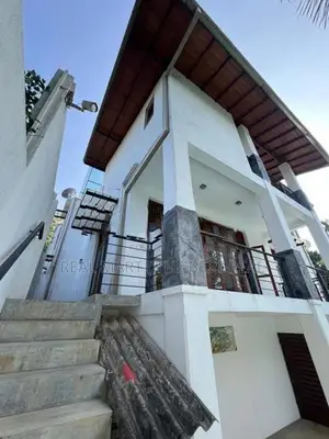 KAHATHUDUWA : 4-AC-BR (17.5P) LUXURY HOUSE FOR SALE