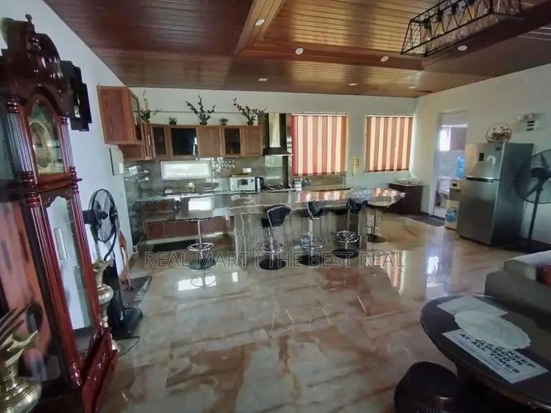 COLOMBO 05 : 3-AC-BR (1350 SQFT) FURNISHED LUXURY PENTHOUSE FOR RENT