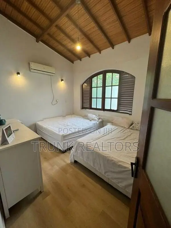 Nugegoda 05BR House For Rent (NK11410)