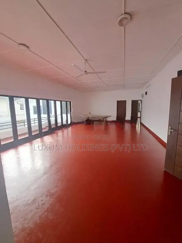 10+ parkings House For Rent Facing 5th Lane Colombo 03 [ 641C ]