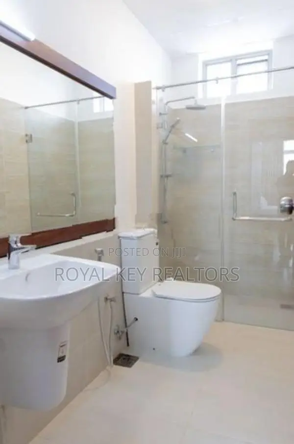 Skyline Residencies – 03 Bedroom Furnished Apartment for Sale Kotte