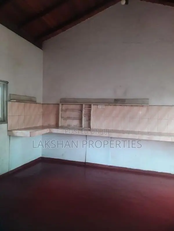 First Floor House For Rent In Boralesgamuwa Lake Road