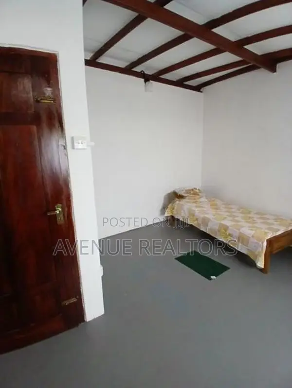 2BR Furnished Upstairs House for Rent in Moratuwa