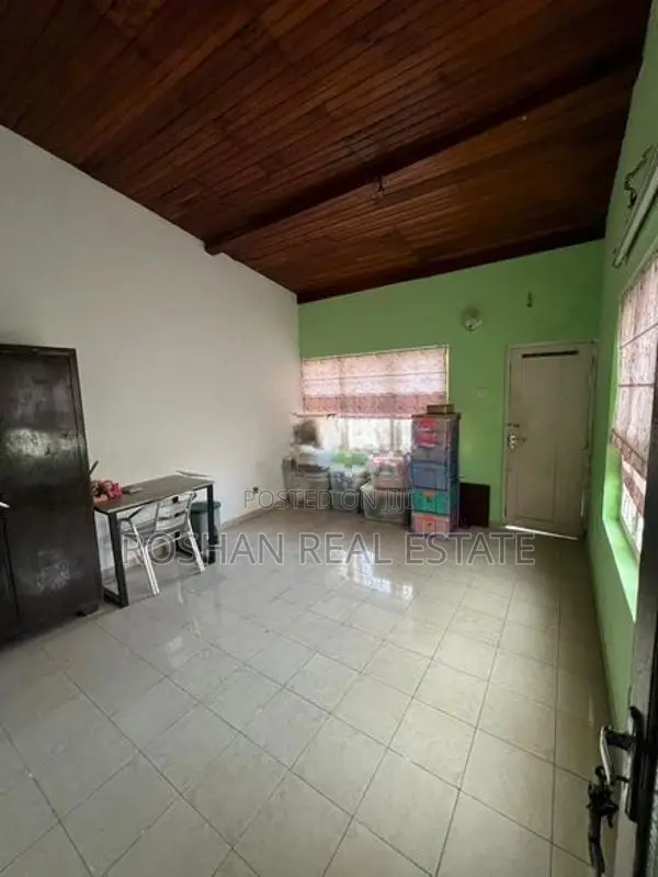 SPACIOUS 2 STORIED HOUSE FOR RENT WELLAWATTA COLOMBO 6 AB2699