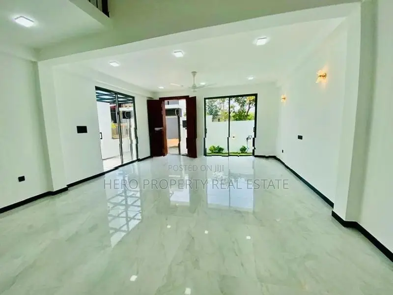 HAS207 - Quality Valuable House for Sale in Piliyandala 🔅