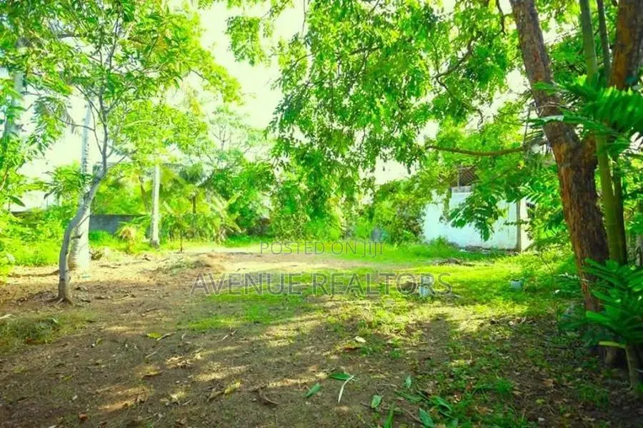 21 Perch Land for Sale in Lakshapitiya, Moratuwa (LA4746)