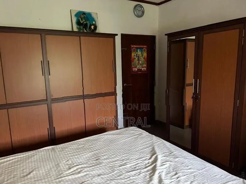11 Bedroom House + 2 Apartments for Sale – Wattala (C7-9117)