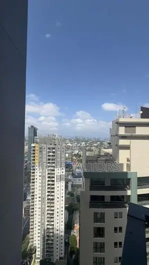 High-Floor 2BR Apartment for Sale at Trizen – Colombo 05