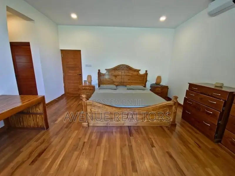 3BR House for Sale in Rawathawatta, Moratuwa (HS4744)
