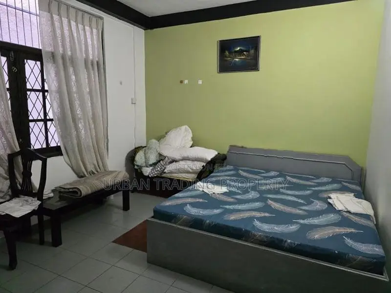 Fully Furnished 8-BEDROOM VILLA FOR RENT - KALUBOWILA, DEHIWALA