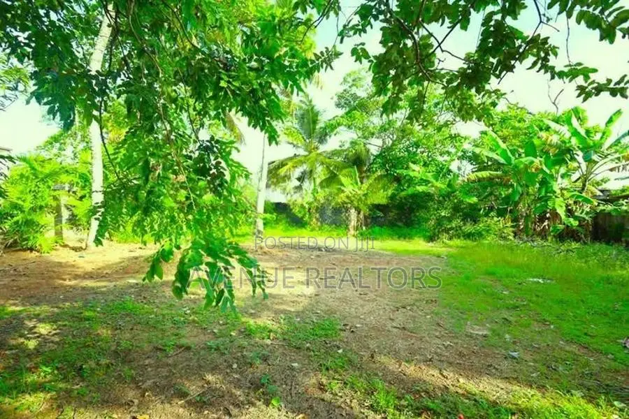 21 Perch Land for Sale in Lakshapitiya, Moratuwa (LA4746)