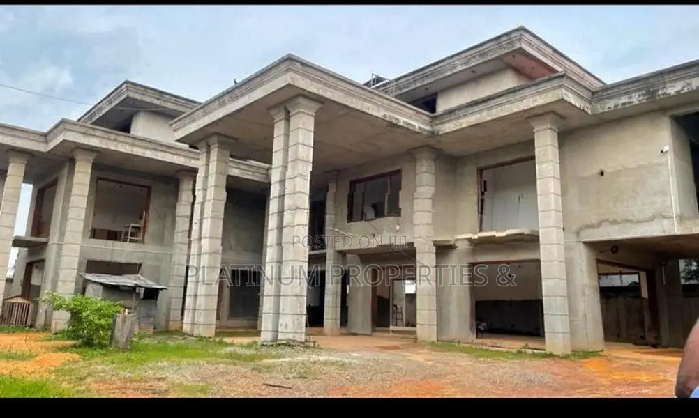 48 Perch Super Spacious Luxury House for Sale in Moratuwa