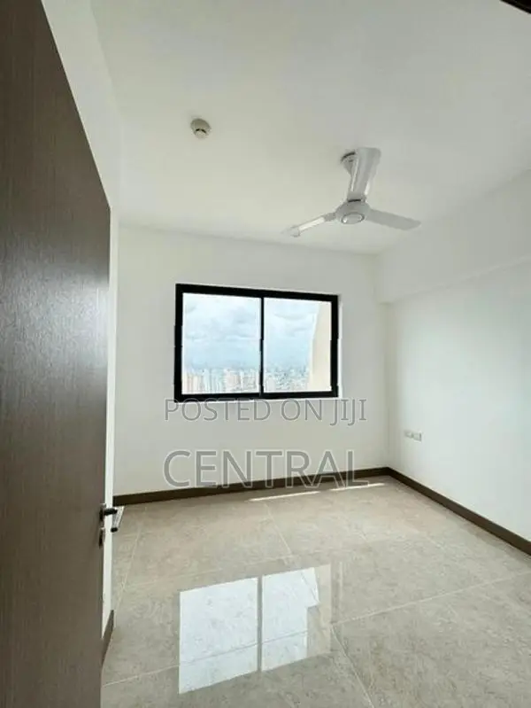 Apartment for Sale in Marina Square, Colombo 15 (C7-10259)