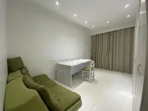 Furnished Apartment for Rent in Colombo 07 (C7-10264)