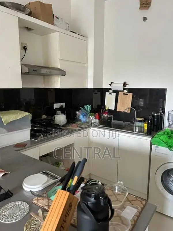 Apartment for Sale in Treasure Trove, Colombo 08 (C7-10262)