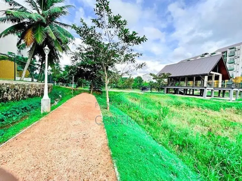 Furnished Apartment for Sale in Ariyana Resort, Athurugiriya (C7-10265