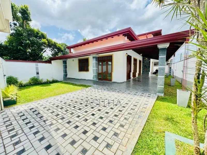11 Perch Brand New Two Storey House in Kesbawa