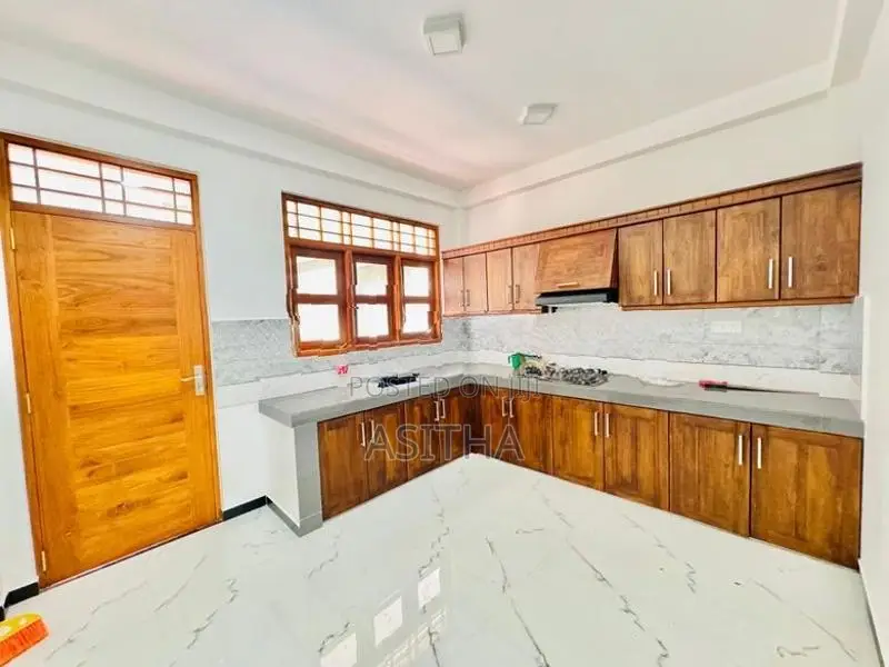 11 Perch Brand New Two Storey House in Kesbawa