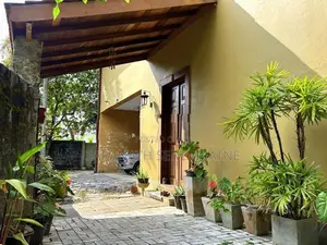 House in Well Residential Neighborhood Facing 25 Feet Rd Kotte