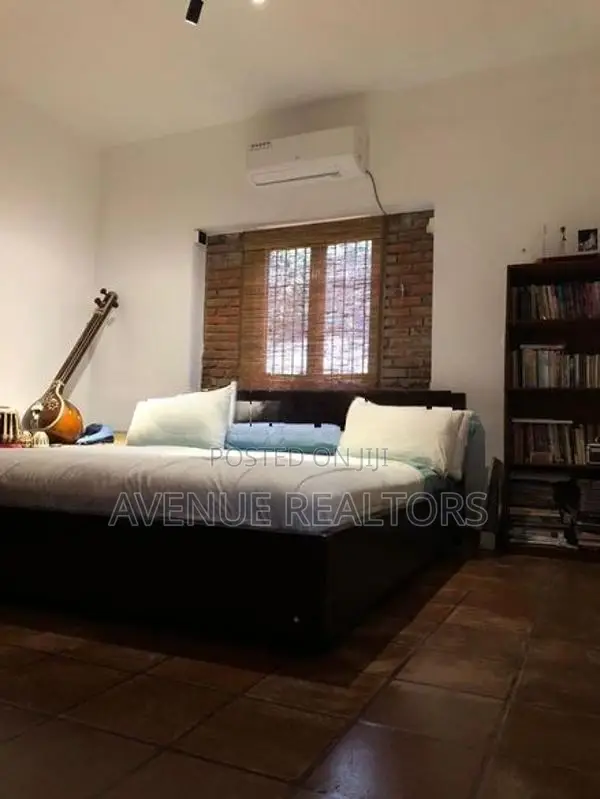 10 Perch Furnished 5BR House for Sale in Kotte (HS4748)