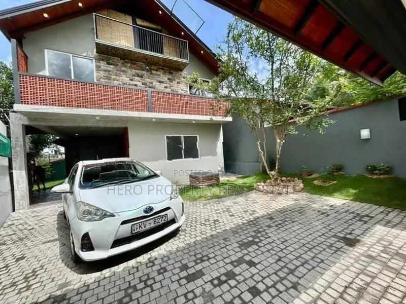 HAS211- Quality Valuable Cabana Type House for Sale in Piliyandala