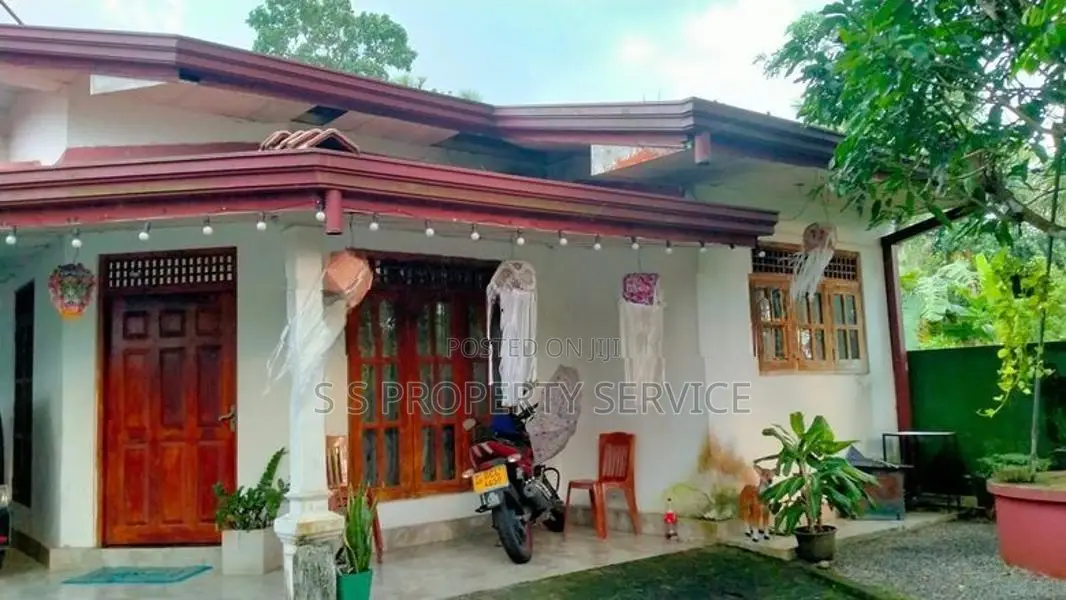 House for Sale in Meegoda (SSPH-413)