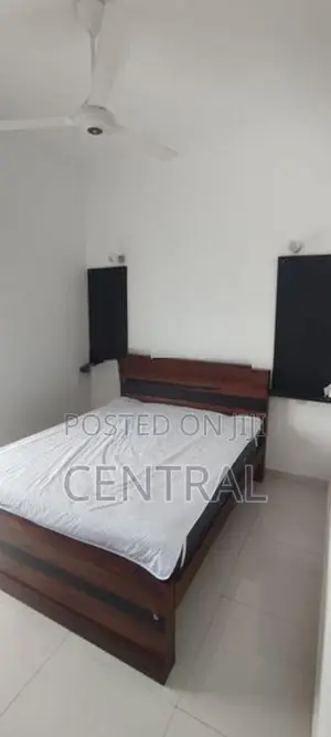 Furnished Apartment for Rent in Castle Residencies, Colombo 8 (C7-1027