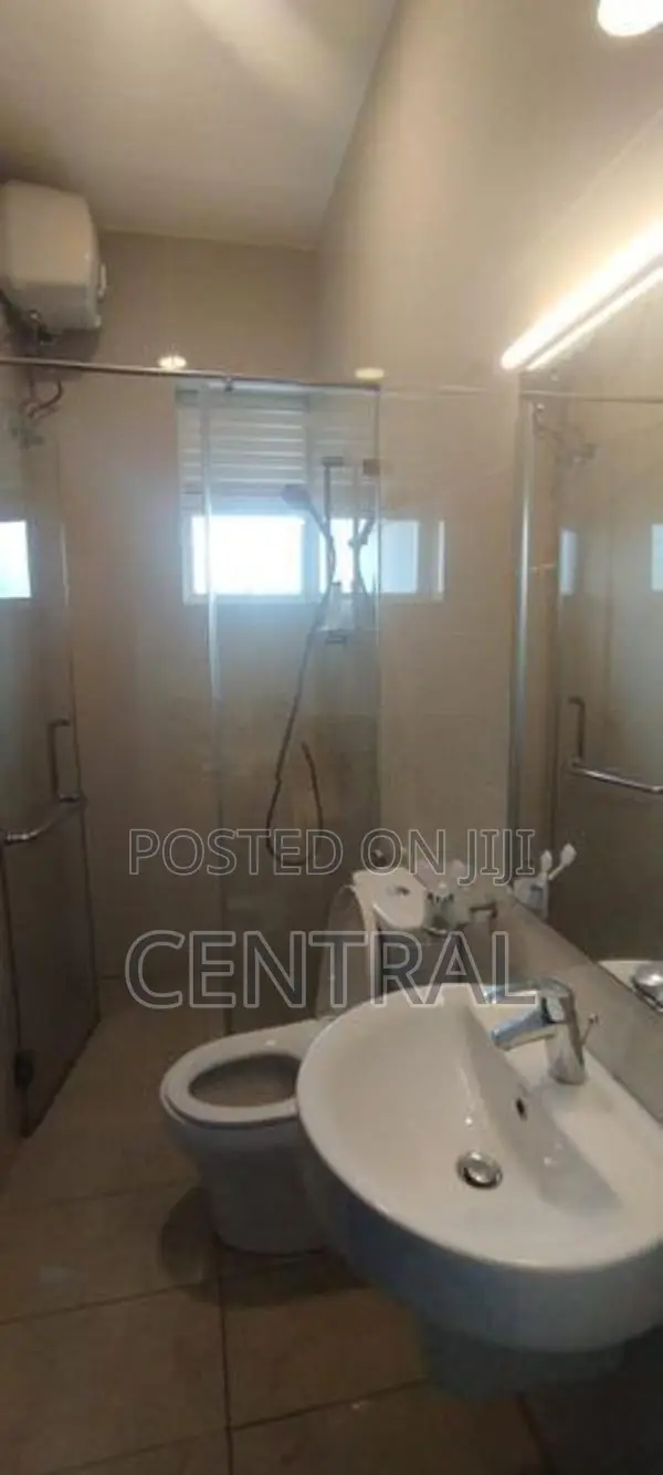 Furnished Apartment for Rent in Castle Residencies, Colombo 8 (C7-1027