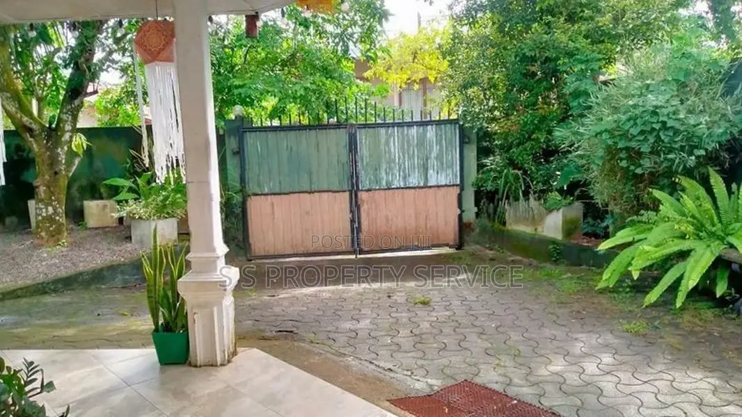 House for Sale in Meegoda (SSPH-413)
