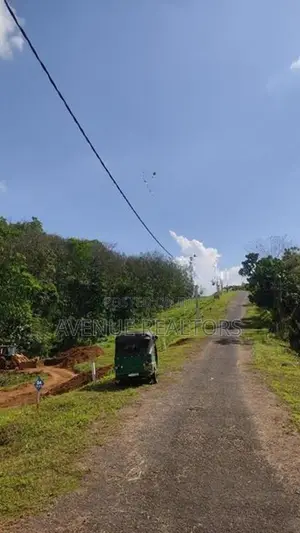 400 Perch Land for Sale in Kosgama (LA4750)