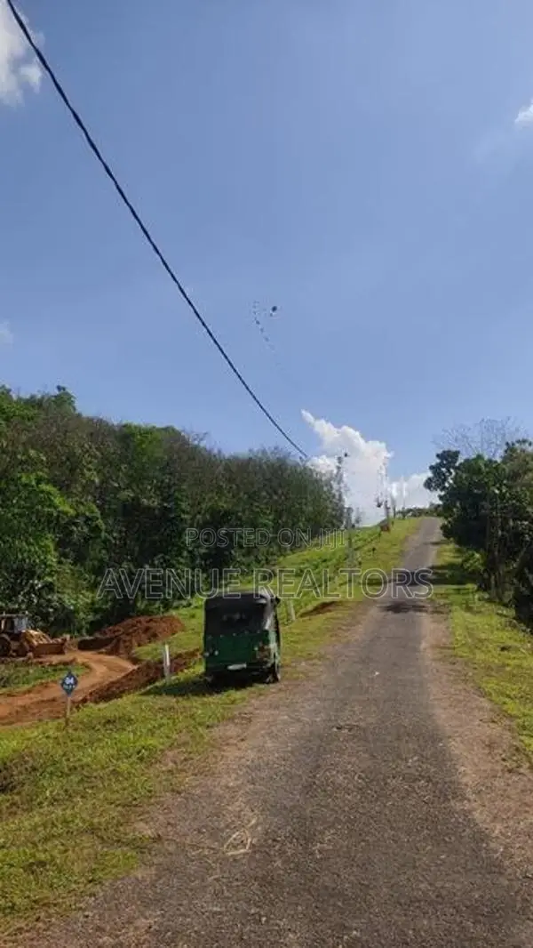 400 Perch Land for Sale in Kosgama (LA4750)