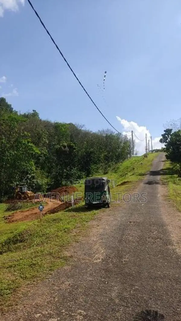 400 Perch Land for Sale in Kosgama (LA4750)