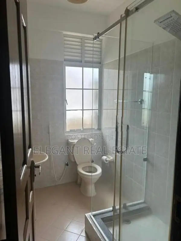 St. James - 03 Bedroom Apartment for Sale in Colombo (A6282)